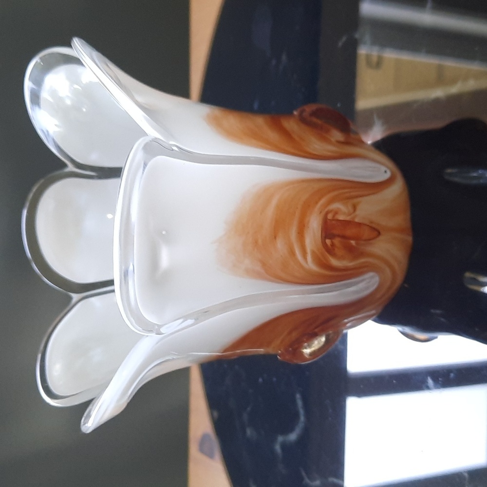 Art Glass Petal bowl